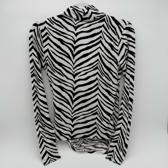 J Crew Women's Zebra Print Shawl Collar Wrap Top XS White Black Shirt Blouse - Picture 4 of 6
